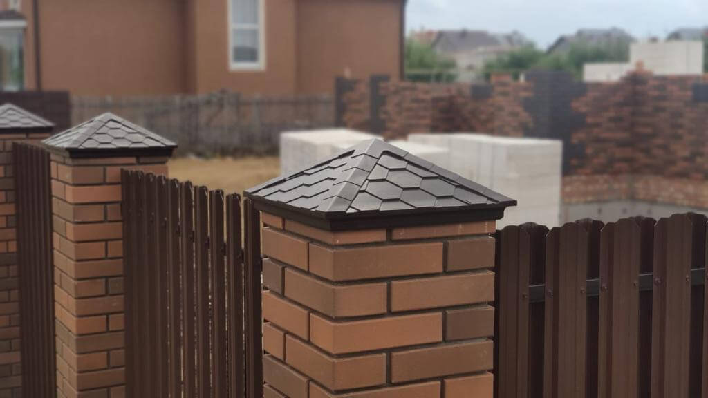 Колпак Zking Эверест Коричневый на столб 1.5х1.5 кирпича (390х390мм) в Ульяновске фото